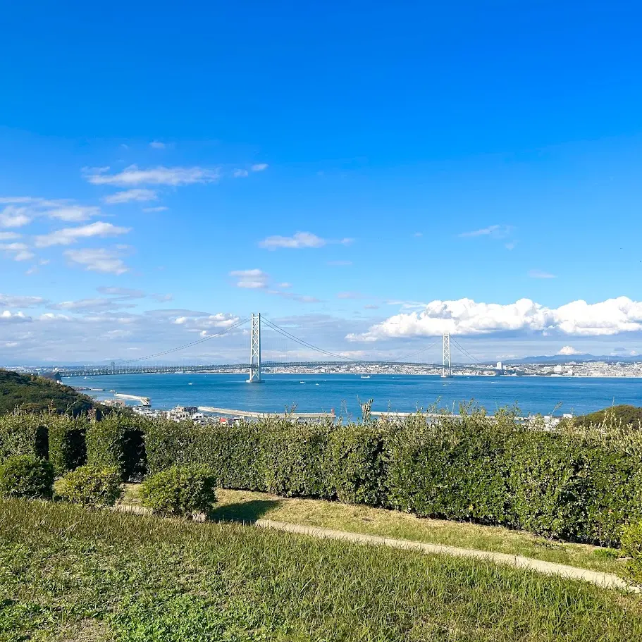 淡路サービスエリアから見える明石海峡の景色