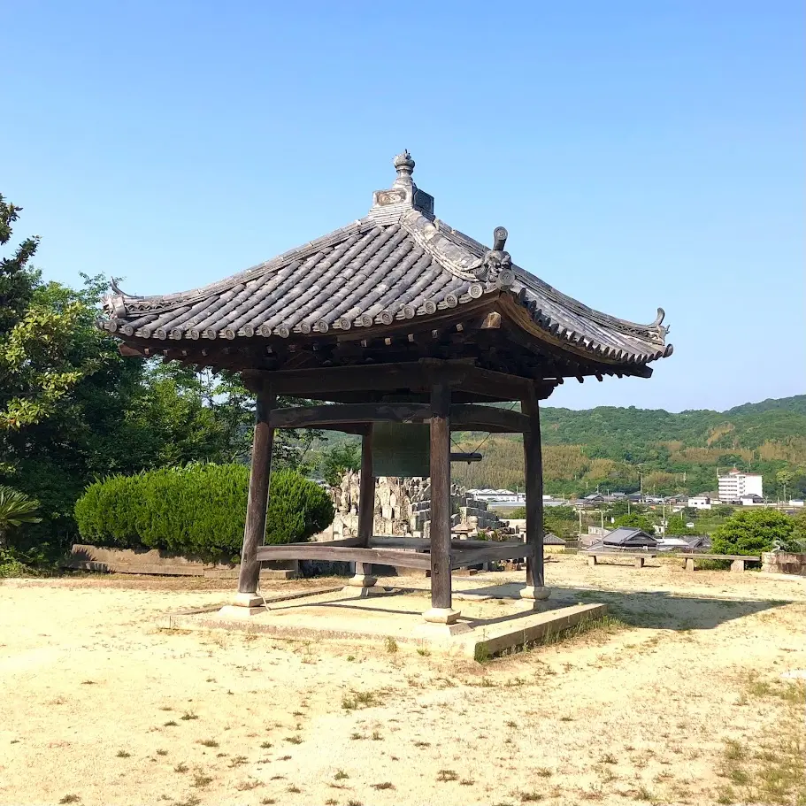 長林寺にあるお寺の鐘