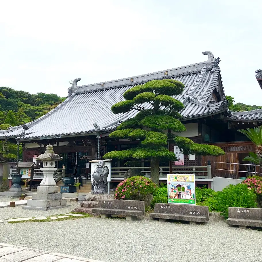護国寺（淡路島七福神）のお寺外観