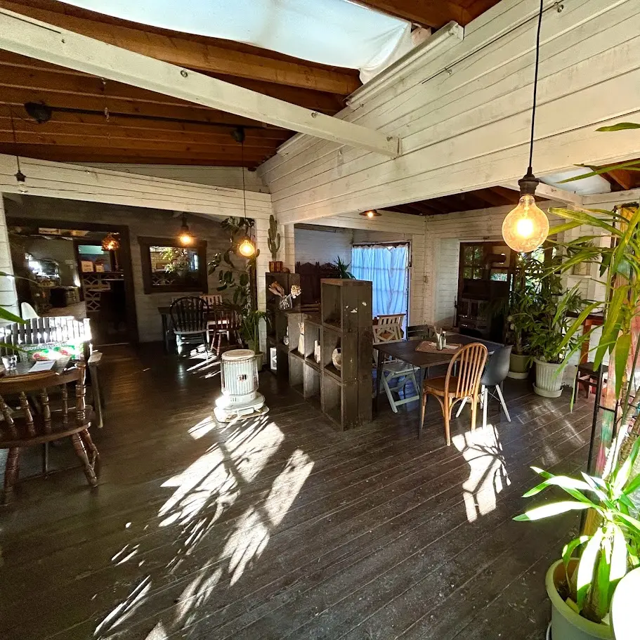 IN THE HOUSE（インザハウスの店内