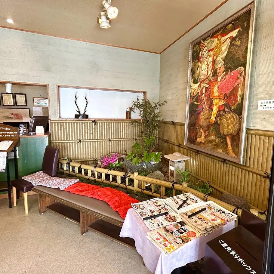 海鮮料理きとら 洲本店の店内ディスプレイ