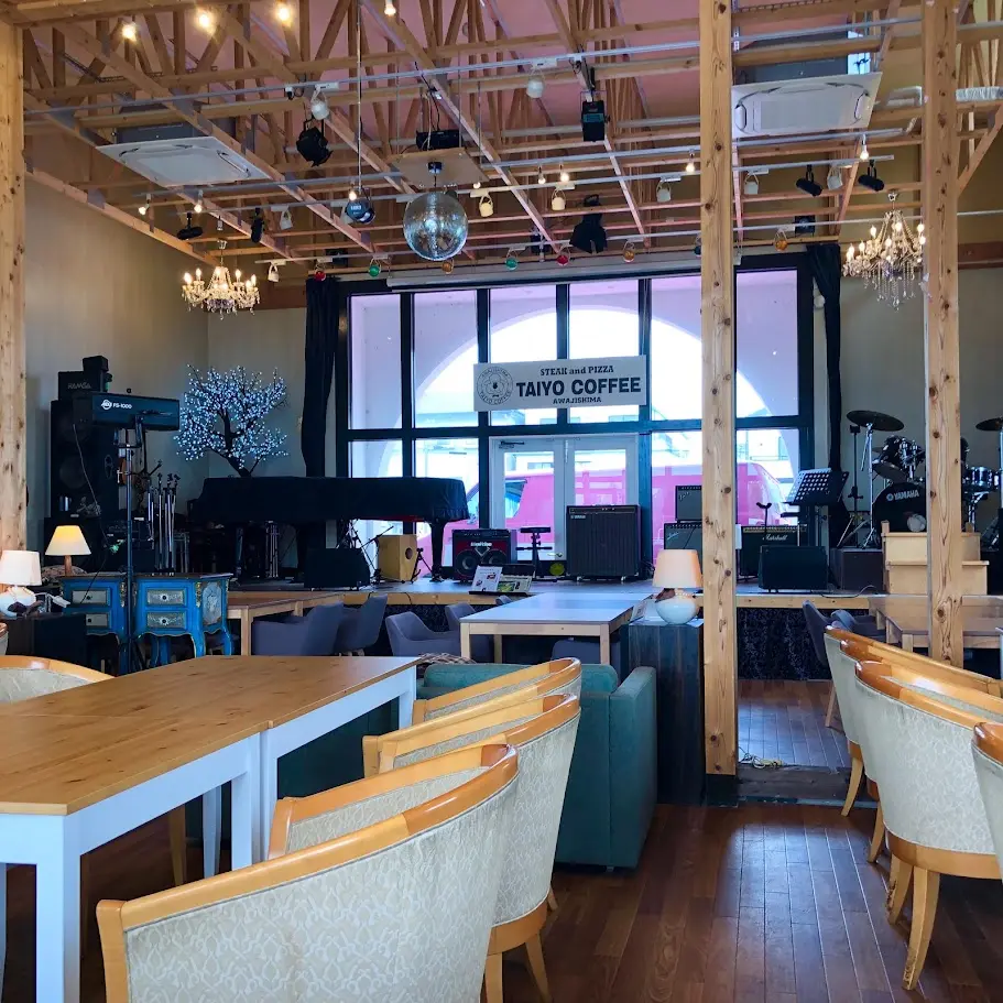 TAIYO COFFEE (タイヨ―珈琲)の店内内装