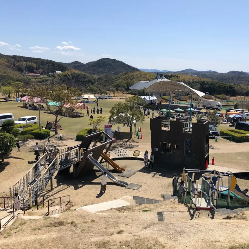 ウェルネスパーク五色・高田屋嘉兵衛公園の屋外遊具